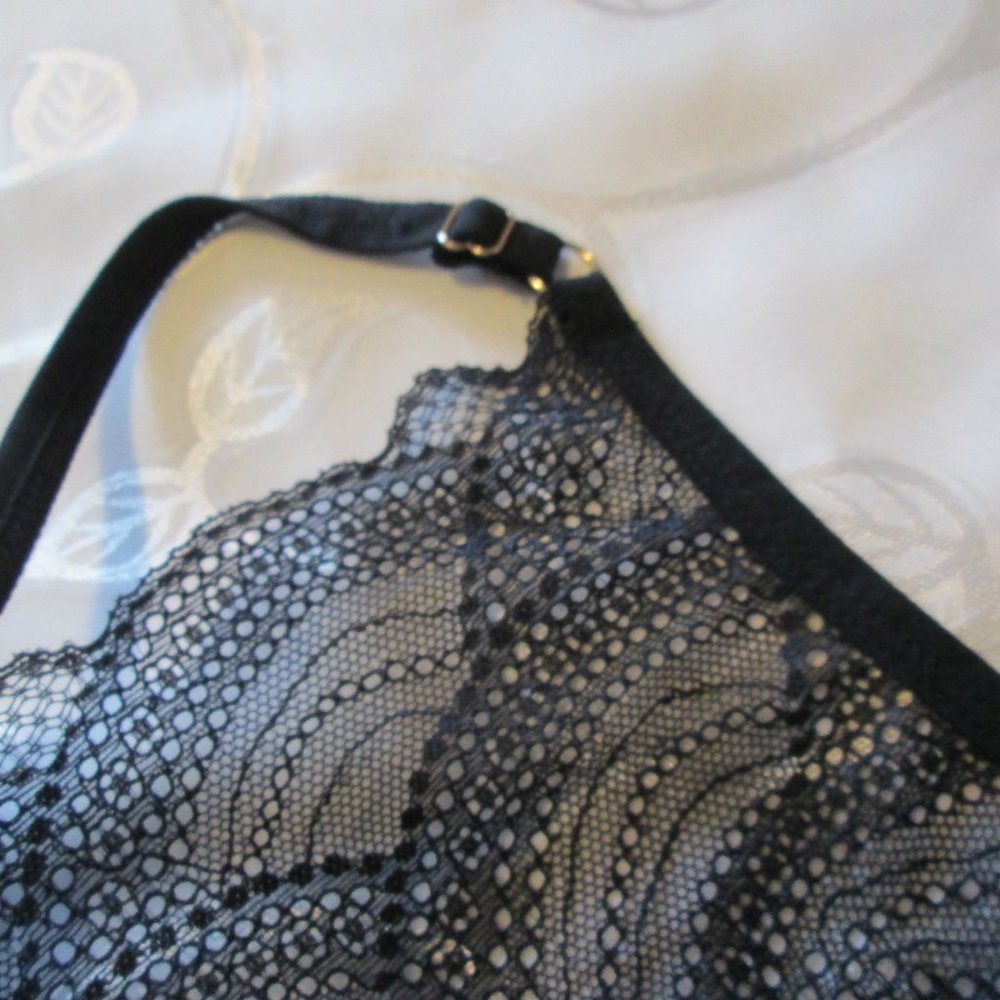 VINCE CAMUTO 2 PACK BRA SET – BACK LACE - Picture 6 of 11